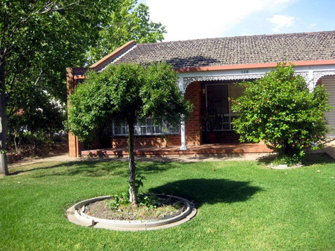 Millie Accommodation - Accommodation QLD 0