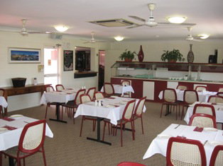 Monte Carlo Motor Inn - Accommodation QLD 6