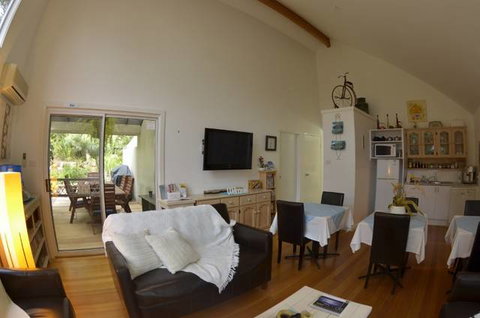 Nelson Bay Bed & Breakfast - Accommodation QLD 2