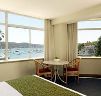 Newport Mirage Hotel - Accommodation QLD