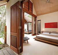 Niramaya Villas  Spa - Accommodation QLD