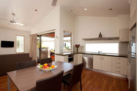 NRMA Treasure Island Holiday Park - Accommodation QLD 2