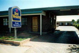 Oasis Motor Inn - Accommodation QLD 0