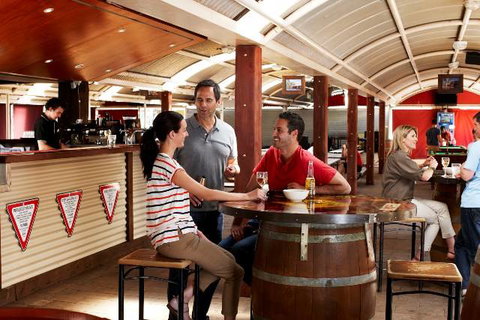 Outback Pioneer Hotel - Accommodation QLD 8