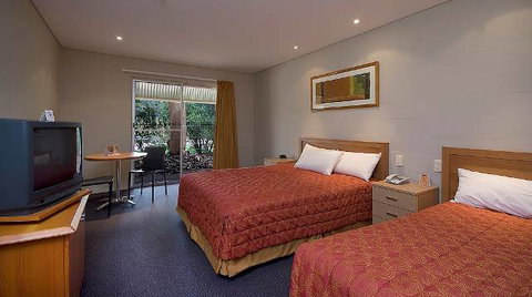 Outback Pioneer Hotel - Accommodation QLD 10