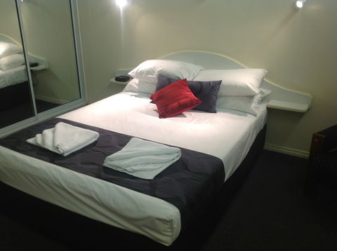 Parkside Motel & Licensed Restaurant - Accommodation QLD 0