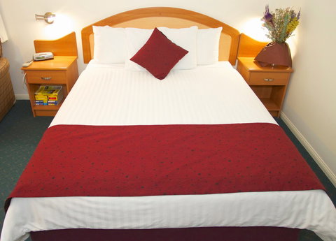 Pegasus Motor Inn - Accommodation QLD 0