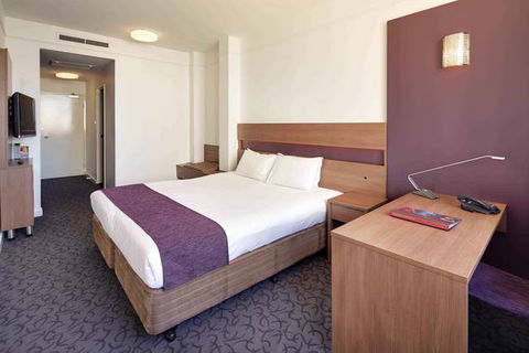 Quality Hotel Ambassador Perth - Accommodation QLD 3