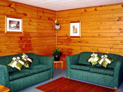 Pine Valley Apartments - Accommodation QLD 4