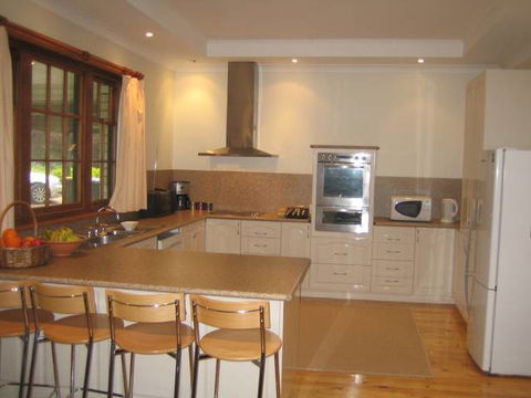 Pinkerton Hill (Naracoorte Cottages) - Accommodation QLD 2