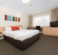 Premier Hotel  Apartments - Accommodation QLD