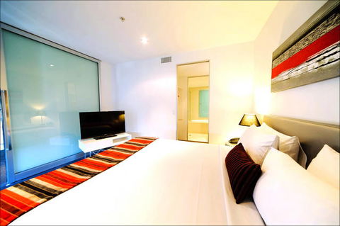 Q1 Resort & Spa - Accommodation QLD 11