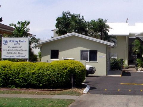 QCWA Holiday Units - Accommodation QLD 0