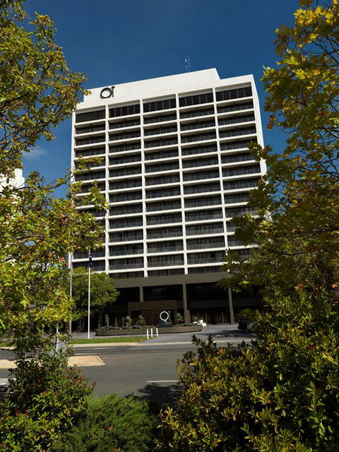 QT Canberra - Accommodation QLD 2