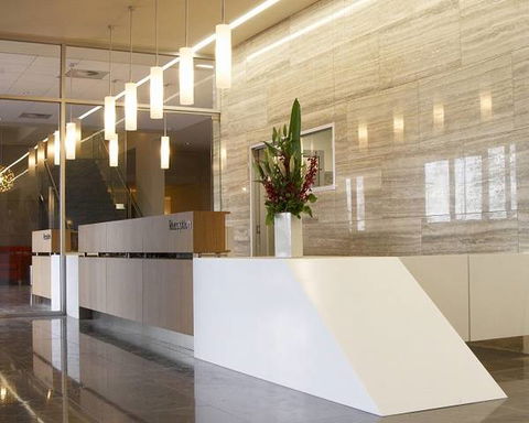 Quality Hotel Tabcorp Park - Accommodation QLD 4
