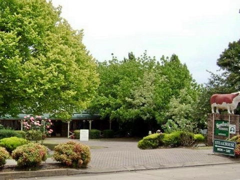 Rest Point Motor Inn And Hereford Steakhouse - Accommodation QLD 2