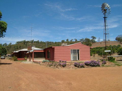 Bindoons Windmill Farm - Accommodation QLD 4