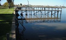 DC On The Lake - Accommodation QLD 4