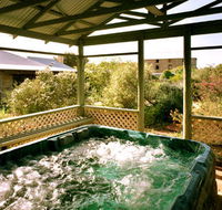 Rock of Ages Cottage BB - Accommodation QLD