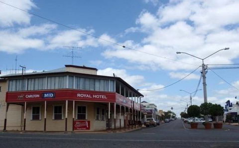 Royal Hotel Mundubbera - Accommodation QLD 1