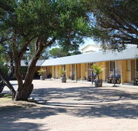 Rye Beach Motel - Accommodation QLD