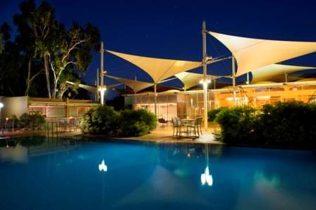 Sails In The Desert Hotel - Accommodation QLD 4