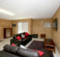 Salmon Apartment - Accommodation QLD