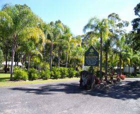 Sandalwood Van & Leisure Park - Accommodation QLD 0