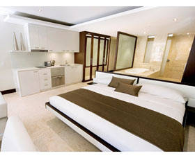 Sandalwood Van & Leisure Park - Accommodation QLD 1