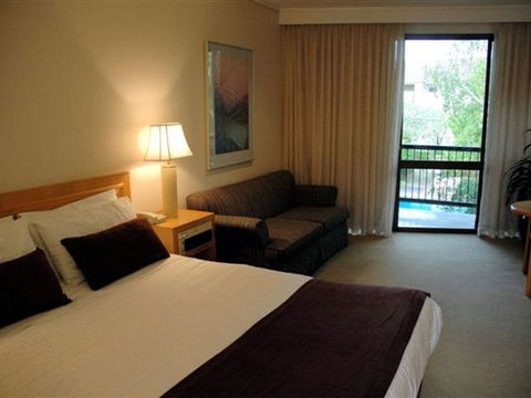 Sandown Regency & Serviced Apartments - Accommodation QLD 2