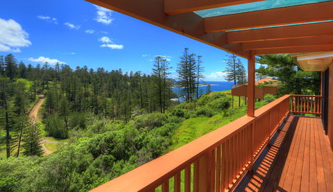 Shearwater Scenic Villas - Accommodation QLD 2