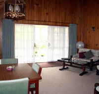 Shiralee Executive Cottages - Accommodation QLD