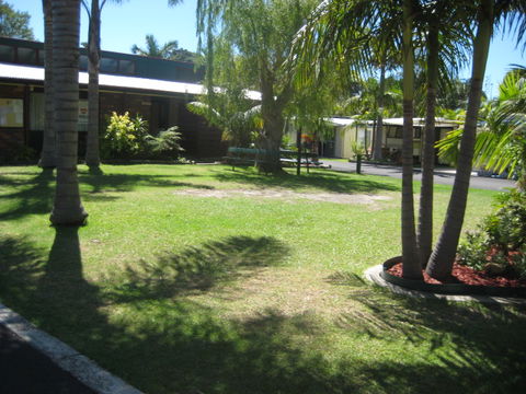 Sussex Palms Holiday Park - Accommodation QLD 0