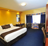 The Clifton Motel and Grittleton Lodge - Accommodation QLD