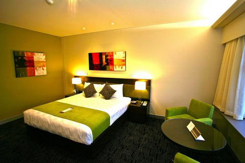 The Colmslie Hotel Suites & Conference Centre - Accommodation QLD 2