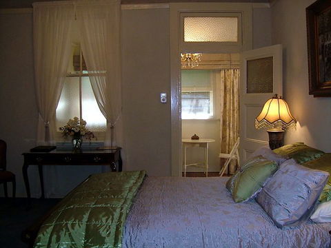 The Doulton Luxury B&B - Accommodation QLD 1