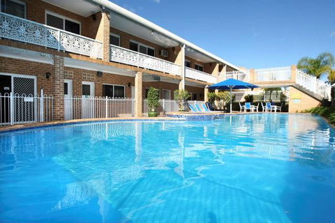 Hermitage Campbelltown - Accommodation QLD 9