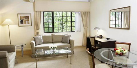 The Hills Lodge Hotel & Spa - Accommodation QLD 5