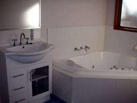 The Real McCoy Holiday Accommodation - Accommodation QLD 2