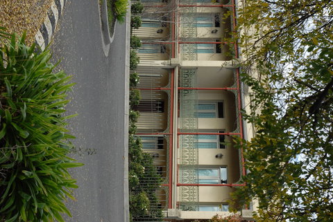 The Terrace Motel - Accommodation QLD 2