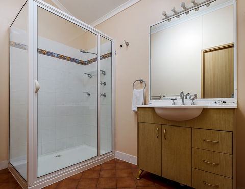 Thou Walla Sunset Retreat - Accommodation QLD 3