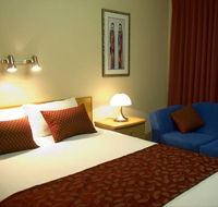 Tower Motor Inn - Accommodation QLD