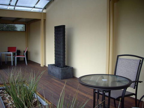 Tower Motor Inn - Accommodation QLD 3