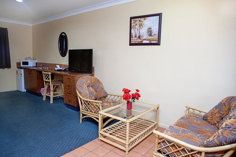 Townview Motel - Accommodation QLD 1