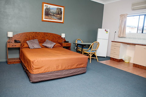 Townview Motel - Accommodation QLD 5