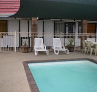 Tudor House Motel - Accommodation QLD