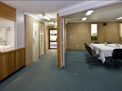 Wesley Lodge - Accommodation QLD 3