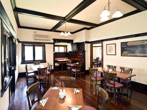 Wesley Lodge - Accommodation QLD 4