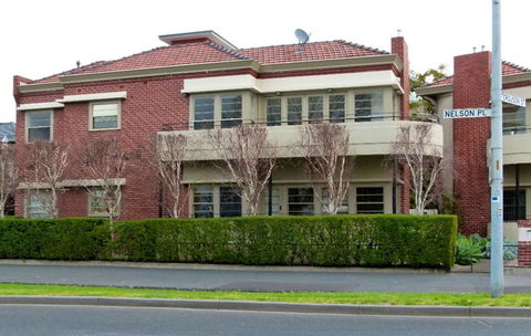 Williamstown Cottages & Apartments - Accommodation QLD 2
