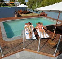 Waikiki Beach Bed and Breakfast - Accommodation QLD